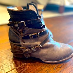 Size 10 Freebirds, worn once!